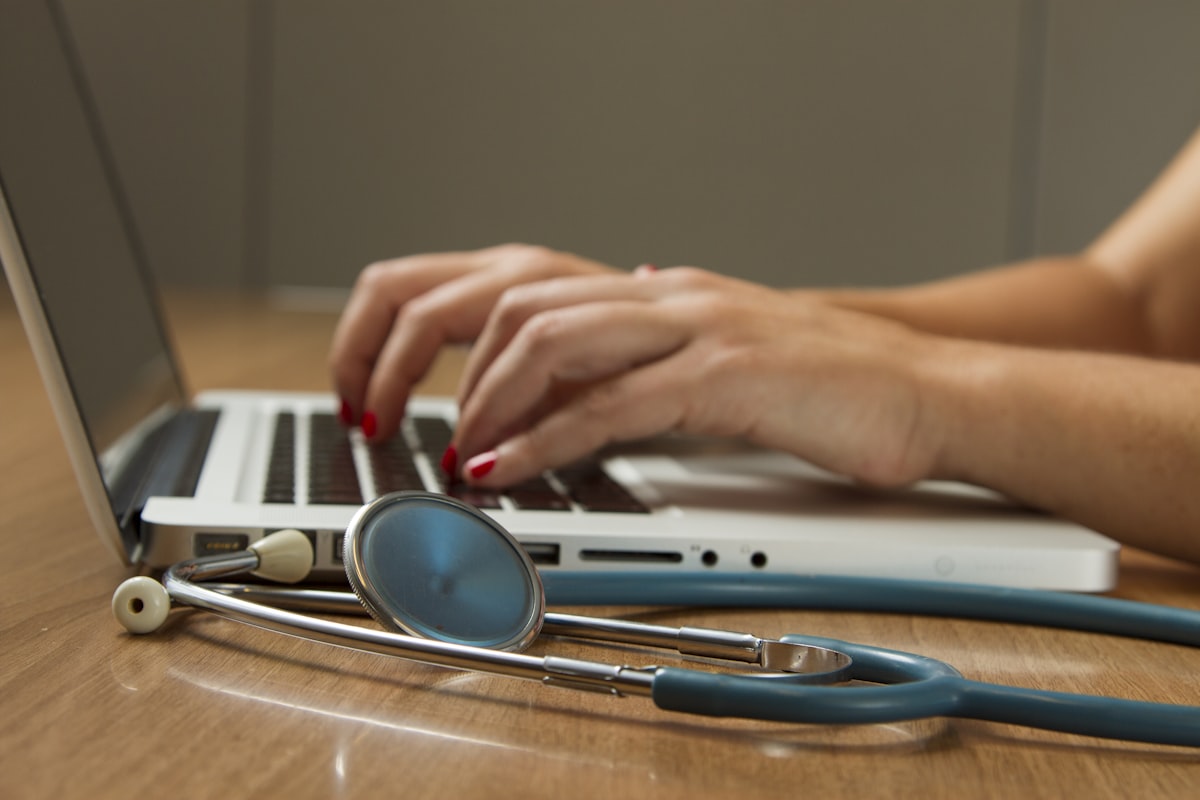 Online Doktor Randevu Sistemi Nedir? Hekimler İçin Ücretsiz Dijital Klinik Rehberi